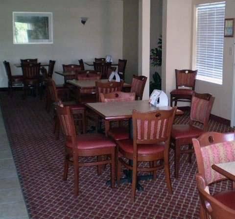 Econo Lodge Inn & Suites جونسون سيتي، تينيسي المطعم الصورة