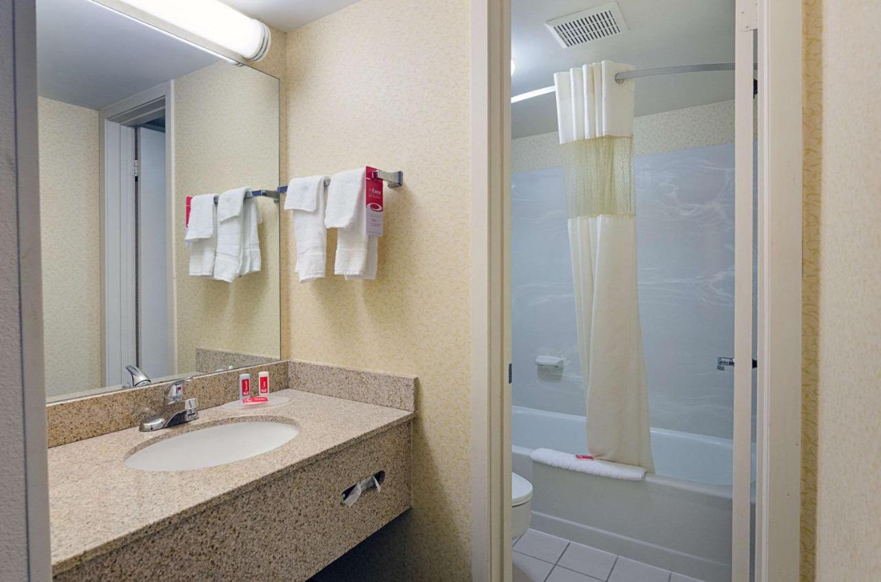 Econo Lodge Inn & Suites جونسون سيتي، تينيسي المظهر الخارجي الصورة