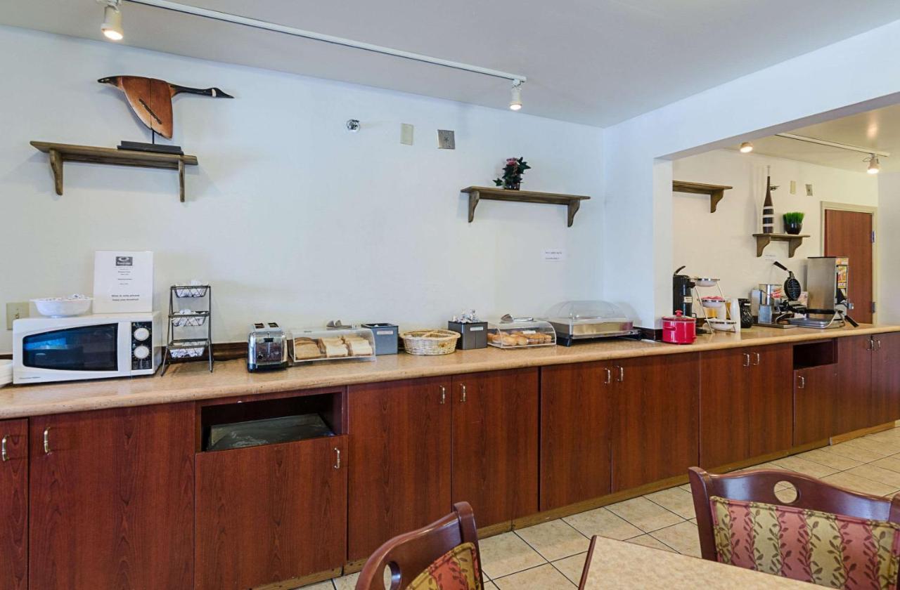 Econo Lodge Inn & Suites جونسون سيتي، تينيسي المظهر الخارجي الصورة
