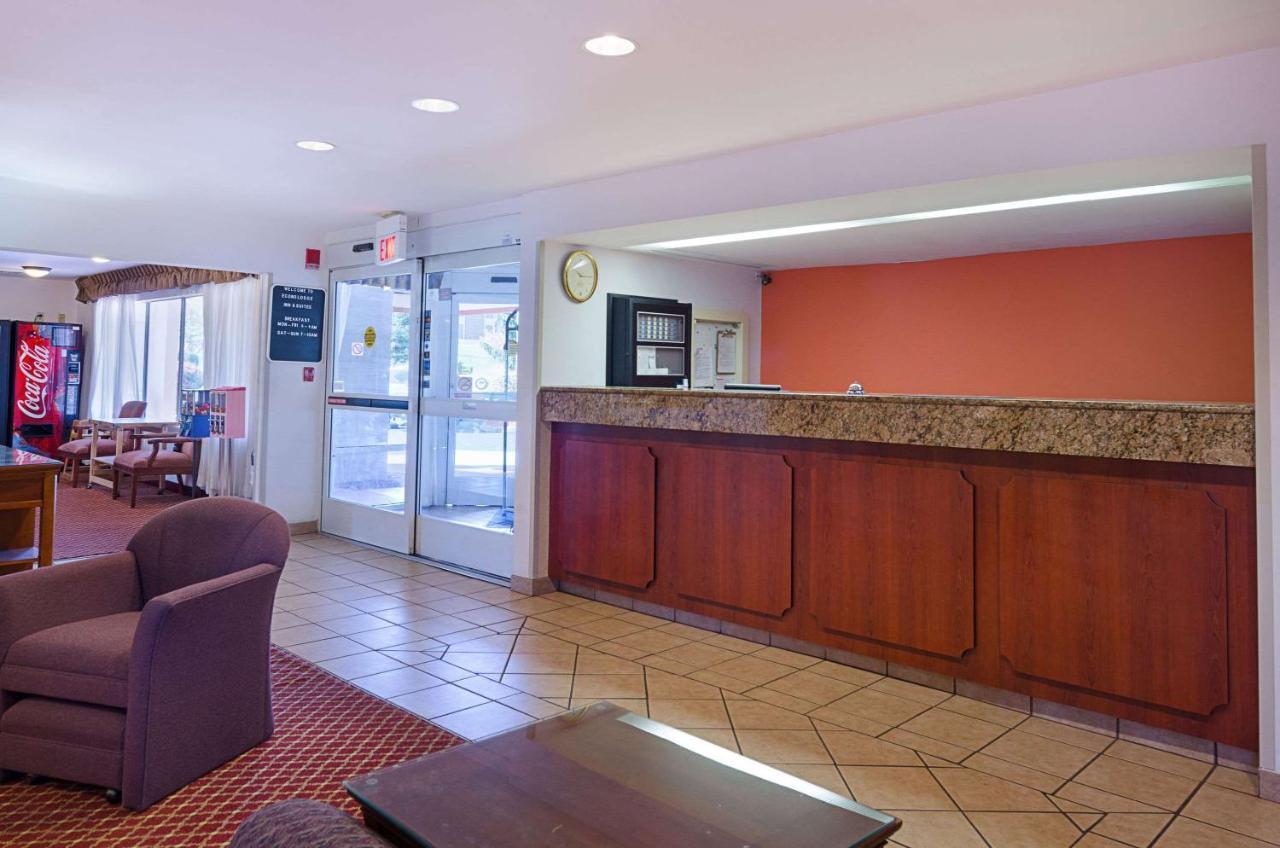 Econo Lodge Inn & Suites جونسون سيتي، تينيسي المظهر الخارجي الصورة